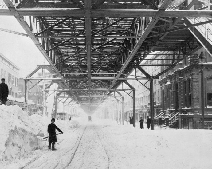 14 remarkable images of New York City’s 1888 blizzard