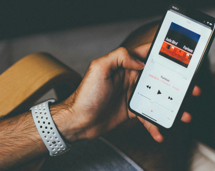 Apple Music Now Requires AI ‘Transparency Tags’ for All Uploaded Music—Here Are the Guidelines