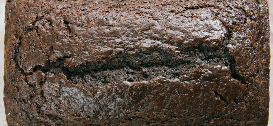 Slice Your Loaf Cake Before You Bake It