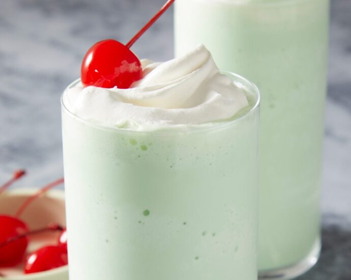 Copycat McDonald’s Shamrock Shake