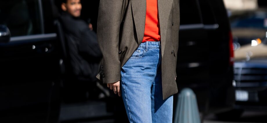 How to Wear a Blazer with Jeans in 2026, Per Fashion Pros