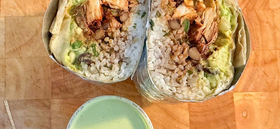 I Tried Chipotle’s New Sauce, and It’s a Zesty Game-Changer