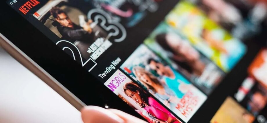 Want Your Music Featured on Netflix? Having a Major Label Helps