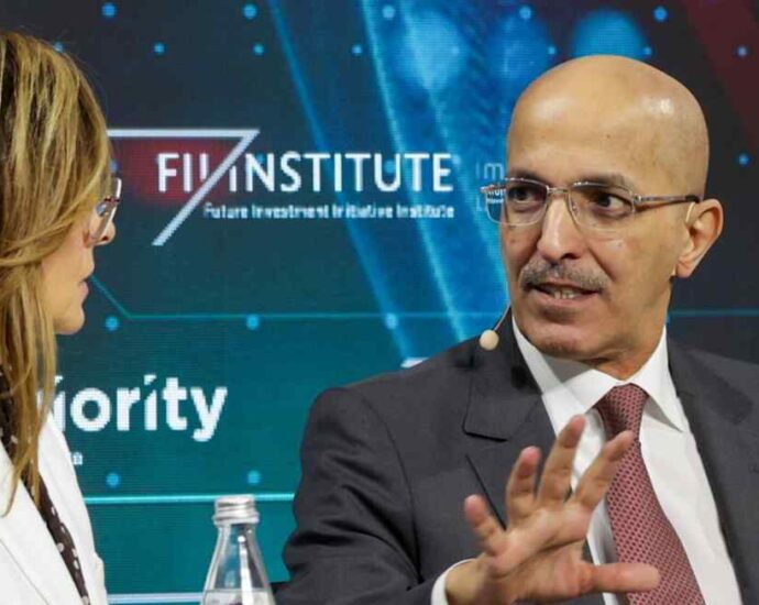 Gulf officials seek to calm investors as war rattles confidence