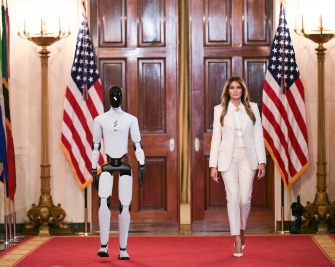 How Melania Trump Reset the Way We Speak About Fashion in Politics