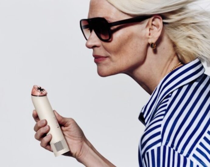 Dyson just announced its first-ever handheld fan, with a motor that spins up to 65,000 RPM