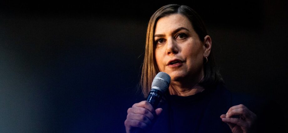 Sen. Elissa Slotkin takes her Midwest message to Iowa, fueling 2028 speculation