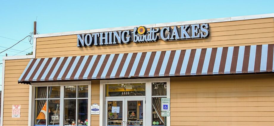 Nothing Bundt Cakes Just Dropped Its Spring Menu, and We Can’t Wait to Try It