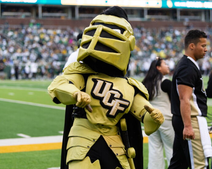 Longtime UCF Football Staffer Steps Down On Sunday
