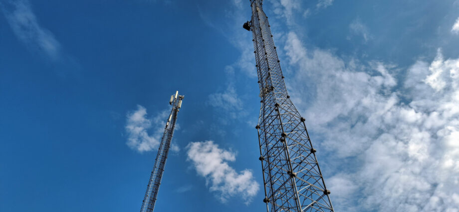 This Was The Only Phone Carrier To Get A Low Cellular Reception Rating From Consumer Reports