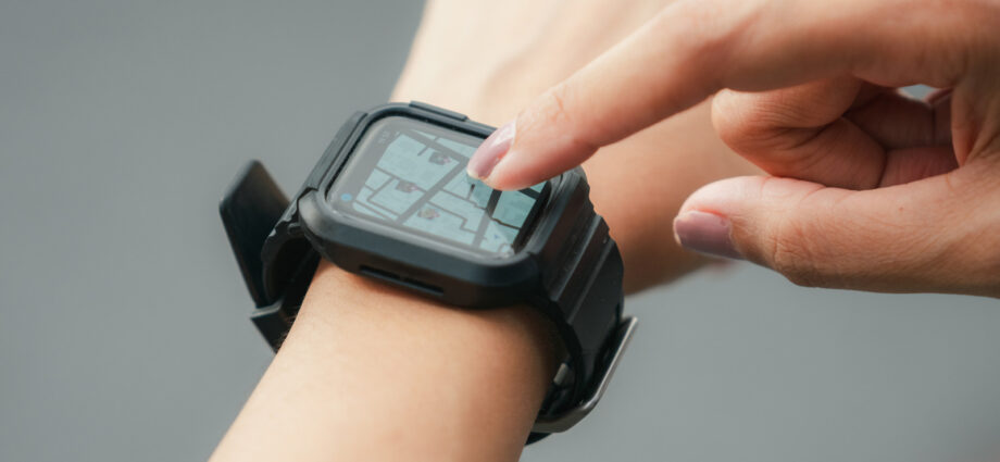 This One Smartwatch Feature Can Kill Your Battery Life