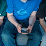 A study shows that cellphone bans didn’t improve US students’ test scores