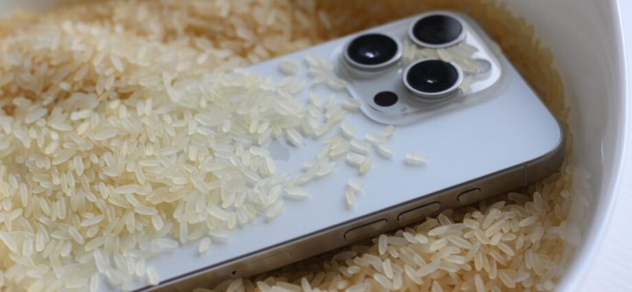 Drying Your Phone In Rice Is Actually A Myth