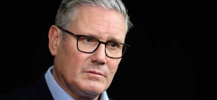 Labour MP threatens Starmer with leadership challenge after election rout