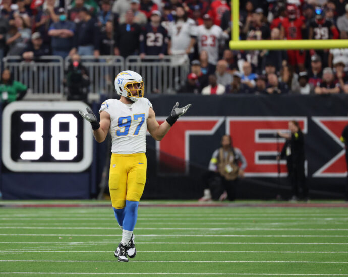One More OLB Addition Makes Sense for the Vikings