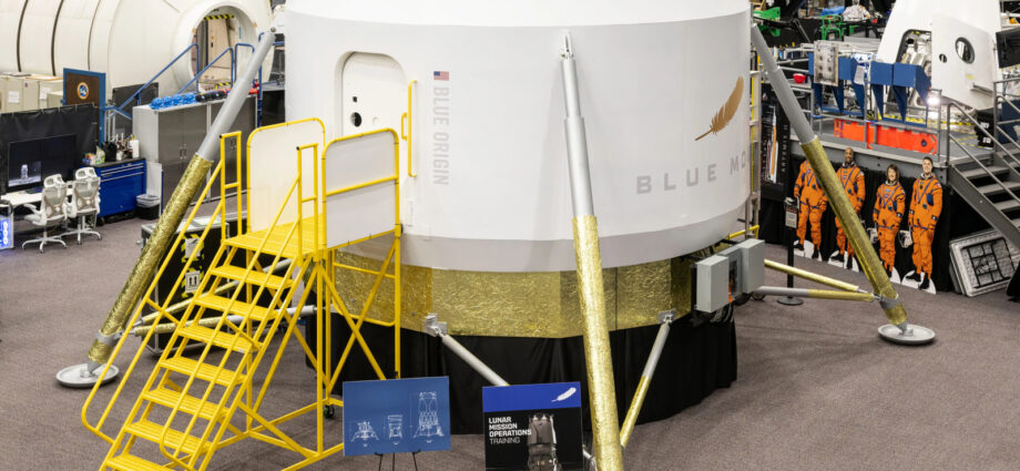NASA is set to begin training with a prototype of Blue Origin’s crew moon lander