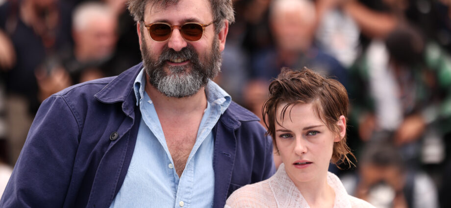 Kristen Stewart and ‘Full Phil’ Cast Get Lively 5-Minute Cannes Ovation Despite Mixed Response to Quentin Dupieux’s Absurd Comedy