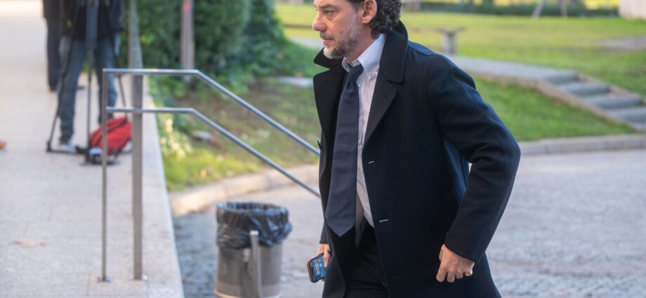 Jonathan Andic, Eldest Son of Mango Fashion Chain Founder, Arrested In Father’s Death