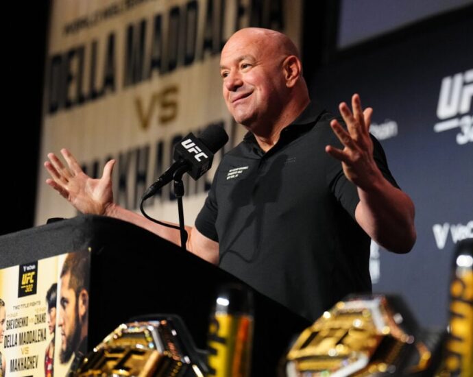 Dana White confirms title fight he tried to book for the White House card: ‘We couldn’t get it done’