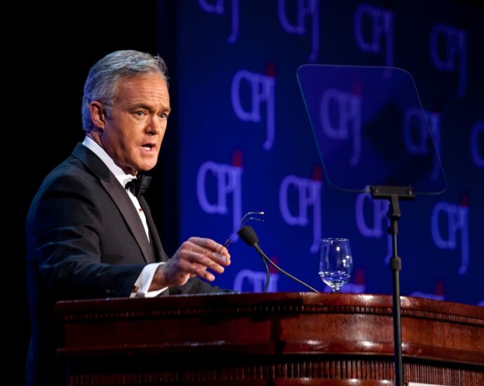 60 Minutes Star Accuses CBS Chief Bari Weiss of “Murdering” the Show