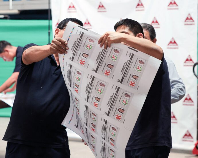 Peru’s Politics Are a Disaster, but Does It Matter?