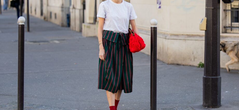 How to Style Red Sneakers Like a Fashion Pro This Summer