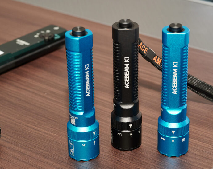 Acebeam K1 hands-on: EDC flashlight with red/white light comes with optional laser