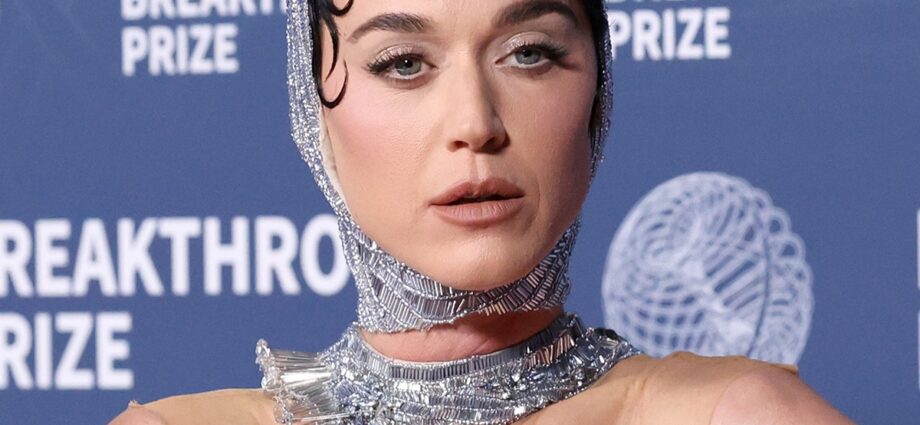 Katy Perry Calls Out Exes John Mayer, Orlando Bloom, Diplo at Concert