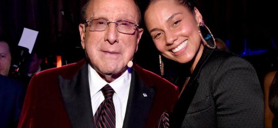 Alicia Keys Remembers How Clive Davis ‘Stood Beside Me Through Every Chapter’ in Heartfelt Tribute