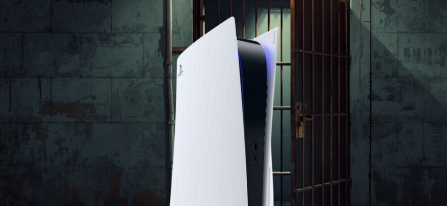 Interest in PS5 jailbreak and piracy rises after PlayStation drops physical games