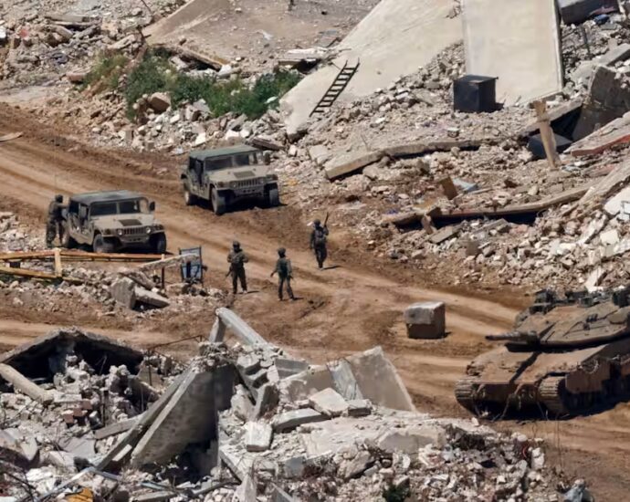 US sends team to Beirut to shore up Israel-Hizbollah ceasefire