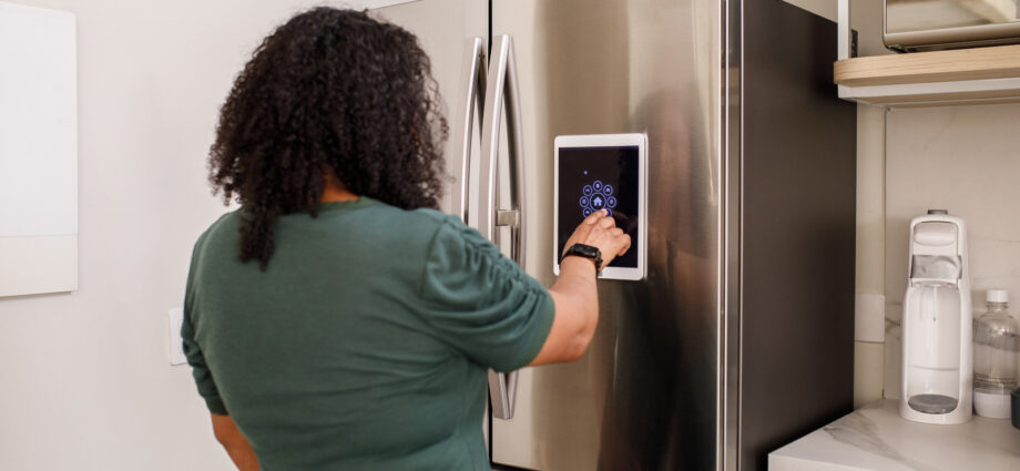 5 Reasons Why People Ditch Smart Refrigerators