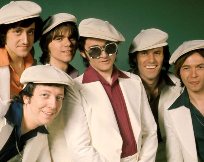 Tony Thorpe, Guitarist & Songwriter for Glam Rockers The Rubettes, Dies at 80