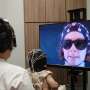 Eye contact helps infants ‘tune in’ to speaker’s brainwaves and learn language