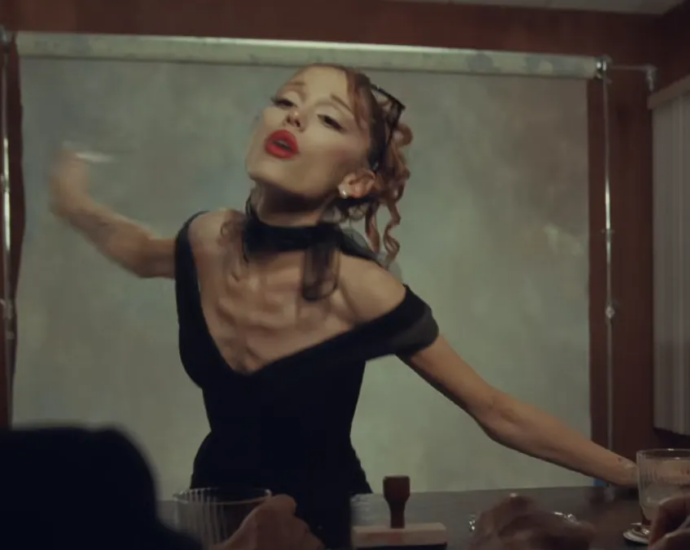 Ariana Grande Announces Step Back from Public Amid Health Scrutiny