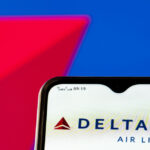DEF CON crowd suspected in fake-hotspot attack on Delta flight