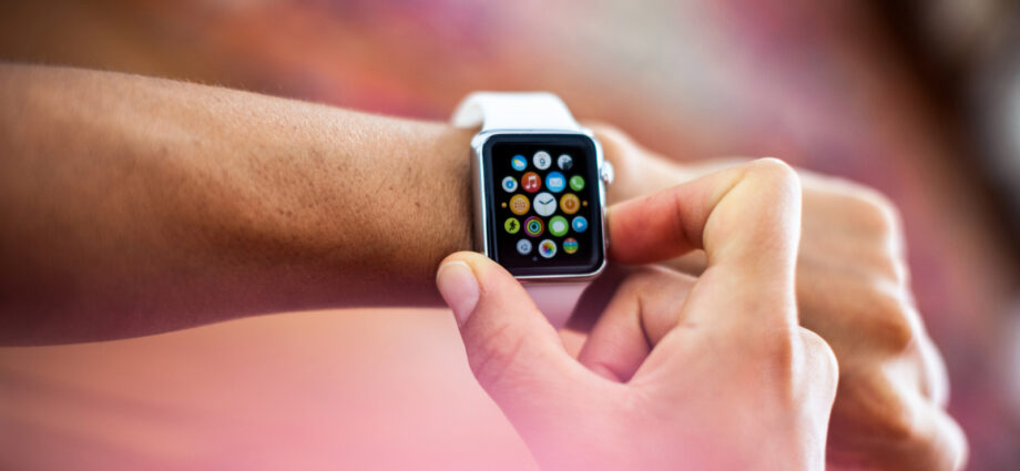Apple Watch battery replacement: How much does it cost and is it worth it?