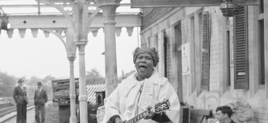 “She entranced audiences and inspired untold numbers of blues-loving players from across the pond, like Eric Clapton and Keith Richards”: Sister Rosetta Tharpe’s epochal performance at an English train station paved the way for the blues-rock revolution