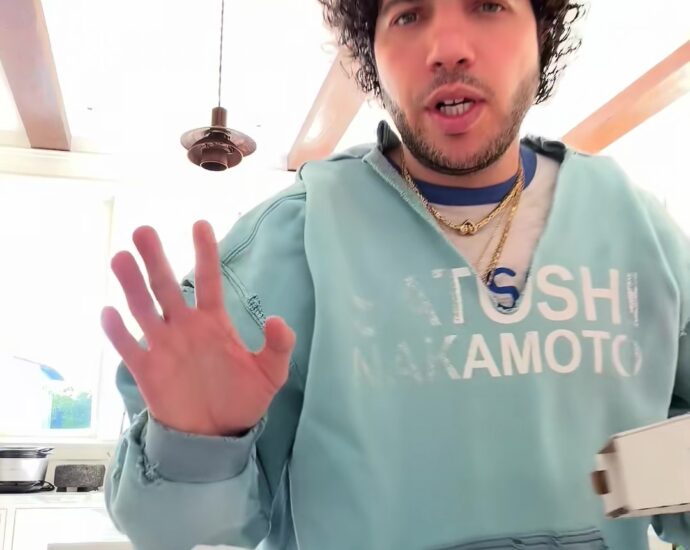 Benny Blanco reveals shocking amount of weight he lost after eating only pizza for 5 days