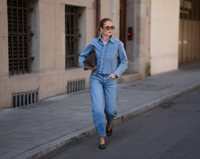 How to Style Barrel-Leg Jeans With All the Fall 2026 Fashion Trends