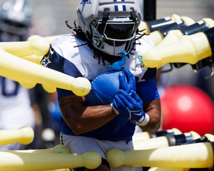 Eagles sign former Cowboys running back to practice squad