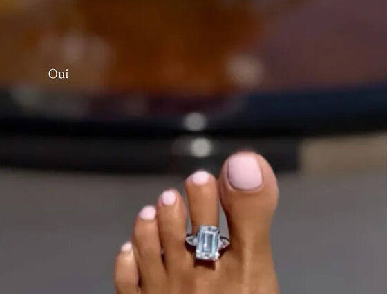 Brooks Nader levels up her pedicure with a massive aquamarine-set toe ring