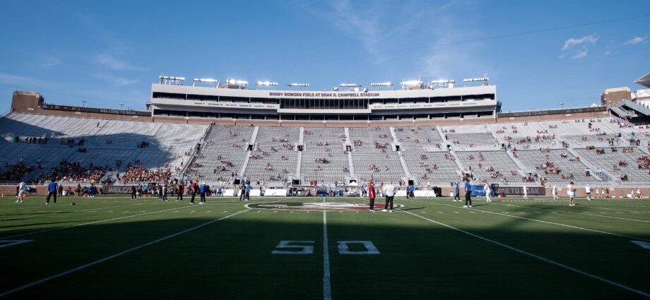 SMU-Florida State start time: Updates from the power outage delay in Tallahassee