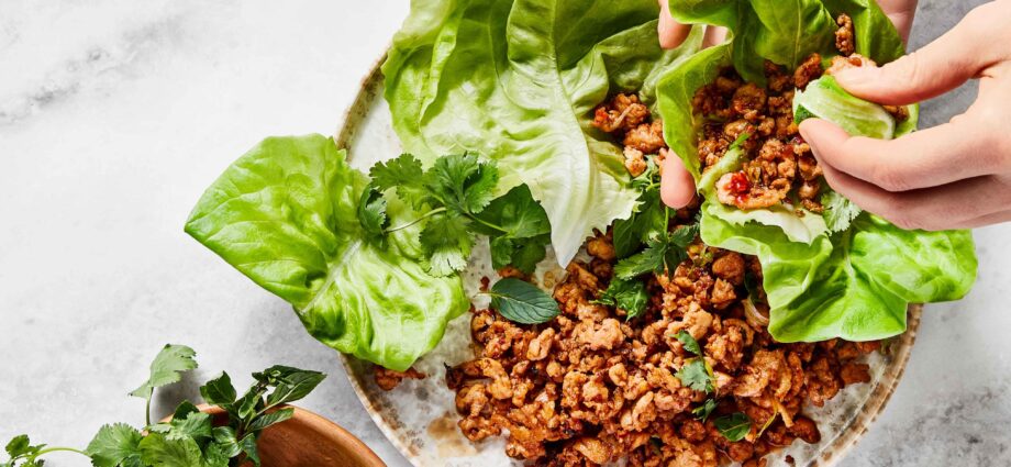 Spicy Chicken Lettuce Wraps