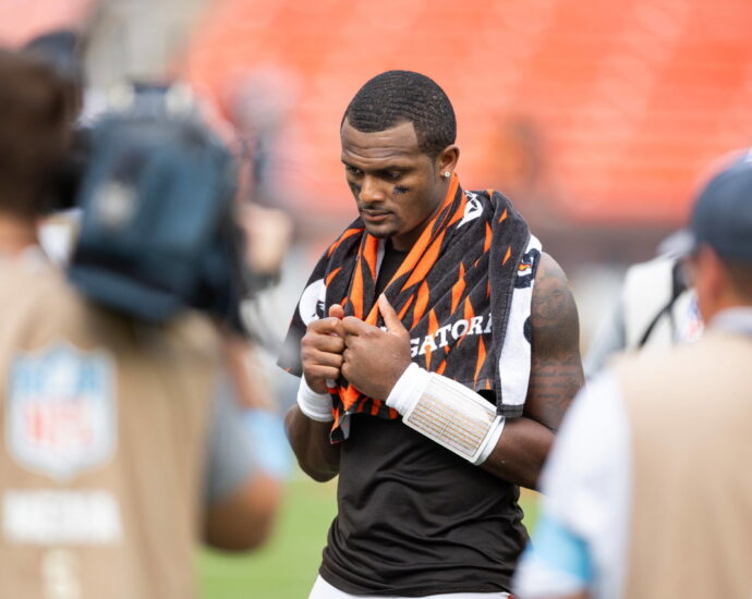Ex-Browns QB Garrett Gilbert Holds No Punches as Browns Slammed for Sticking with Deshaun Watson