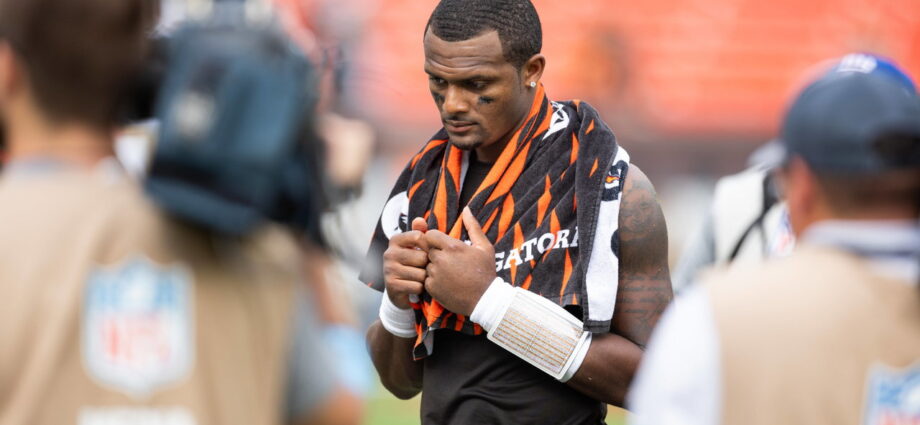 Ex-Browns QB Garrett Gilbert Holds No Punches as Browns Slammed for Sticking with Deshaun Watson