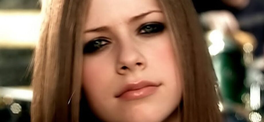 Finish The ’90s And ’00s Lyrics: The Quiz That Separates Elder Millennials From The Rest