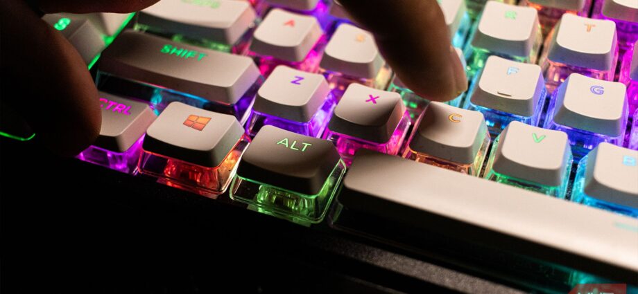 I wrote 12 lines of code and made my keyboard do things Windows won’t