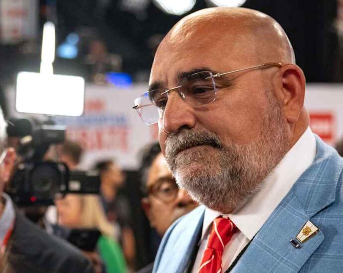 Trump considers ‘terminating’ campaign advisers over Balkans trip