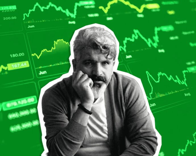 ‘I feel like a loser’: I check my ETFs every day. They’re up one minute, down the next. Should I be worried?